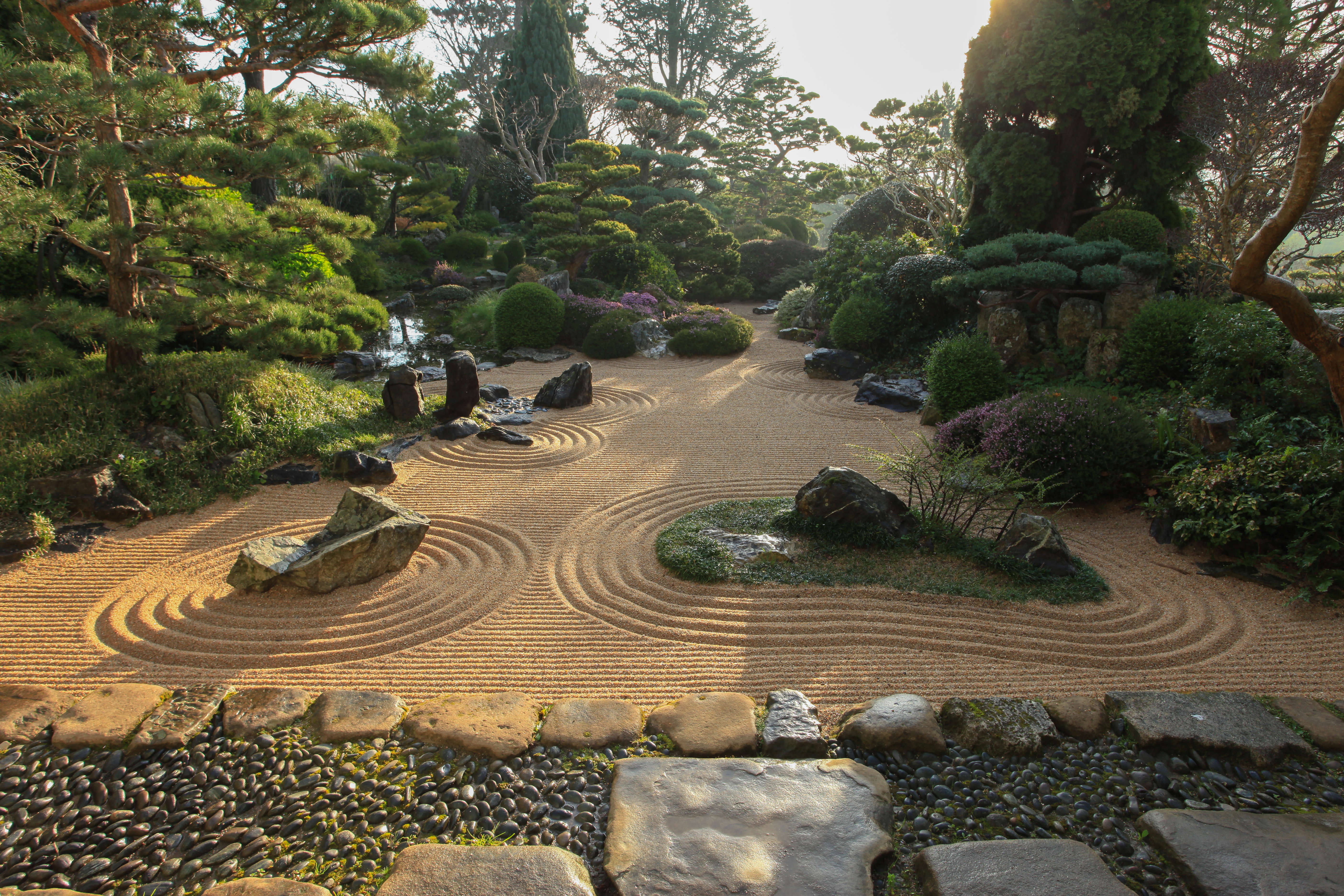 Le jardin Zen d'Erik BORJA, jardin d'artiste d'inspiration Japonais et  Méditerrannéen